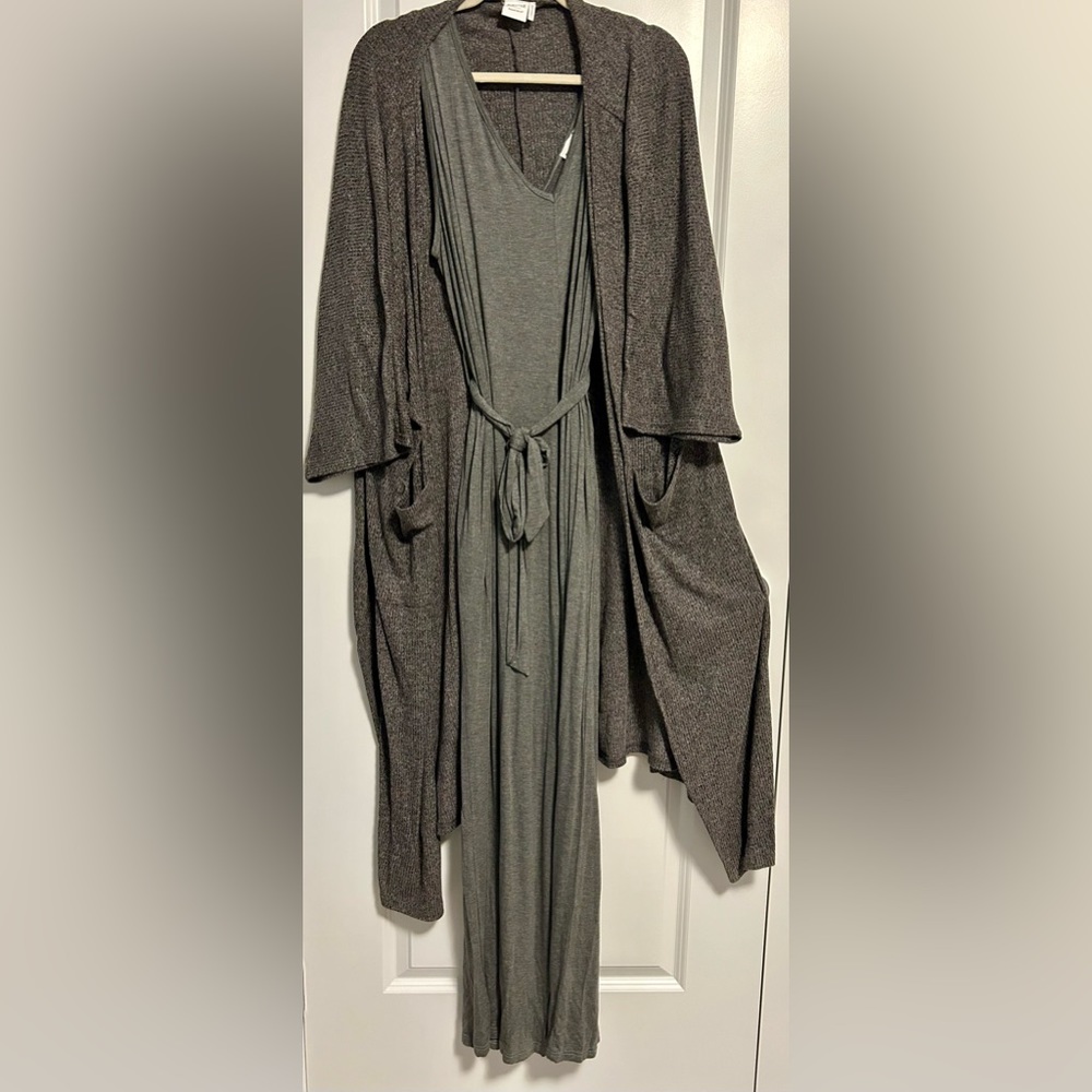 NWOT Grey Jumpsuit with Coordinating Long Sweater Size L